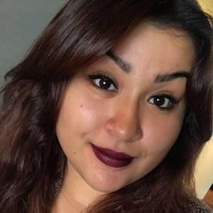 Meet your Posher, Adriana